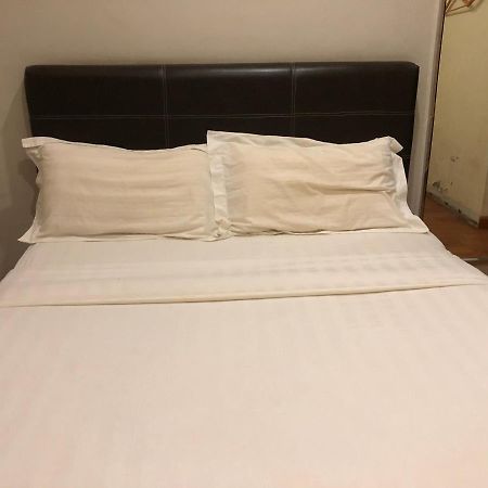 Super Oyo 90668 Joy Inn Miri Exterior photo